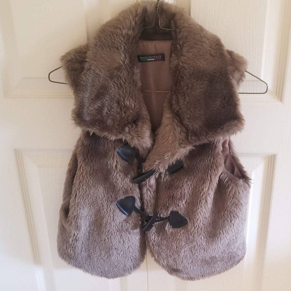 Italian Fur Vest - S - Picture 3 of 7